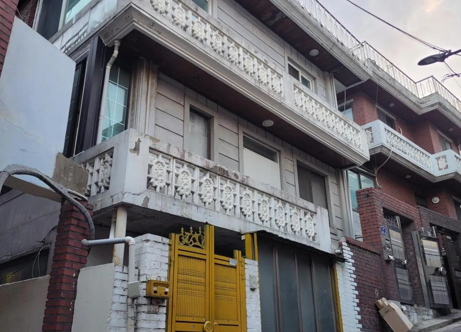 Spacious Newly Renovated Home #13 Seoul Apartment